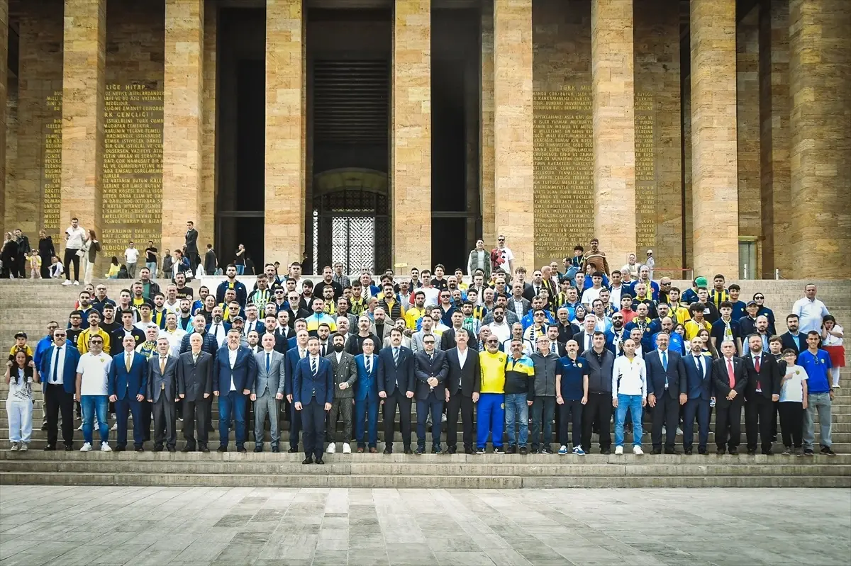 MKE Ankaragücü'nün Yeni Başkanı Anıtkabir'i Ziyaret Etti