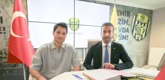 MKE Ankaragücü, Kaleci Ertaç Özbir ile Sözleşme Uzattı