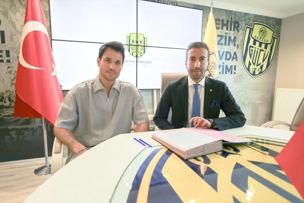 MKE Ankaragücü, Kaleci Ertaç Özbir ile Sözleşme Uzattı