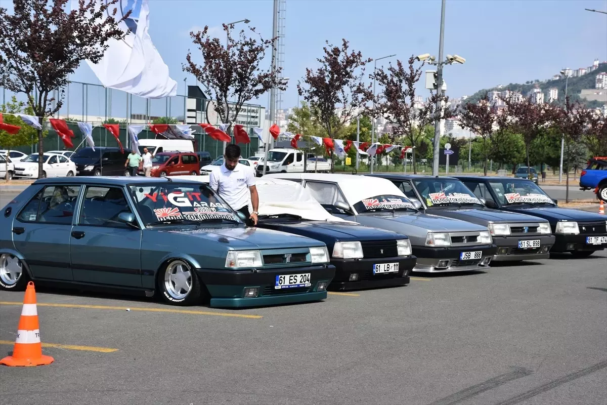 Trabzon'da Modifiye ve Klasik Araçlar Festivali Başladı