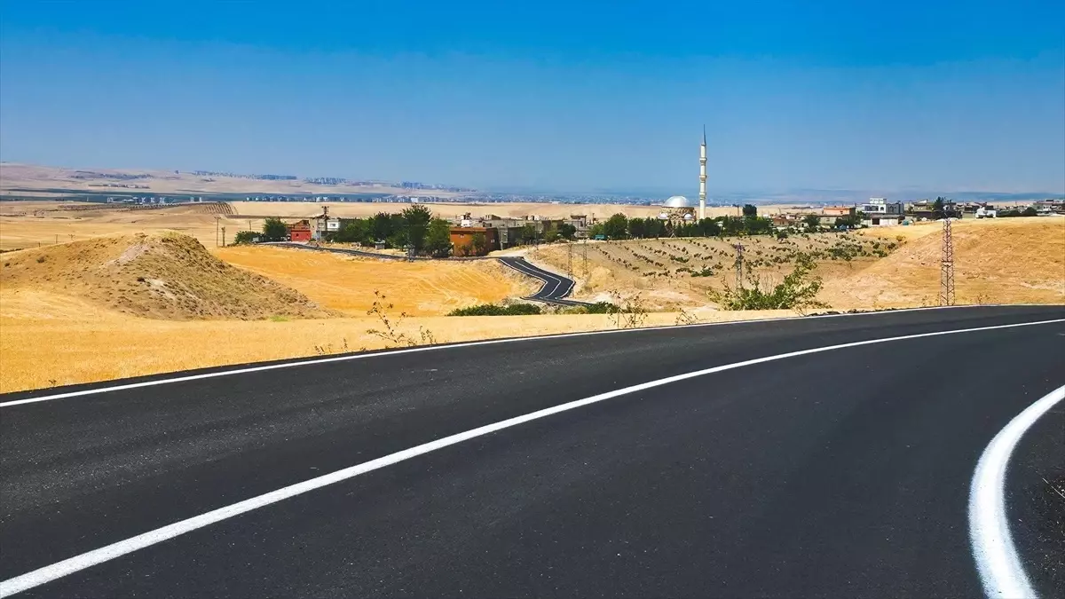 1600 Yıllık Mor Kiryakus Manastırı'na Giden Yol Asfaltlandı