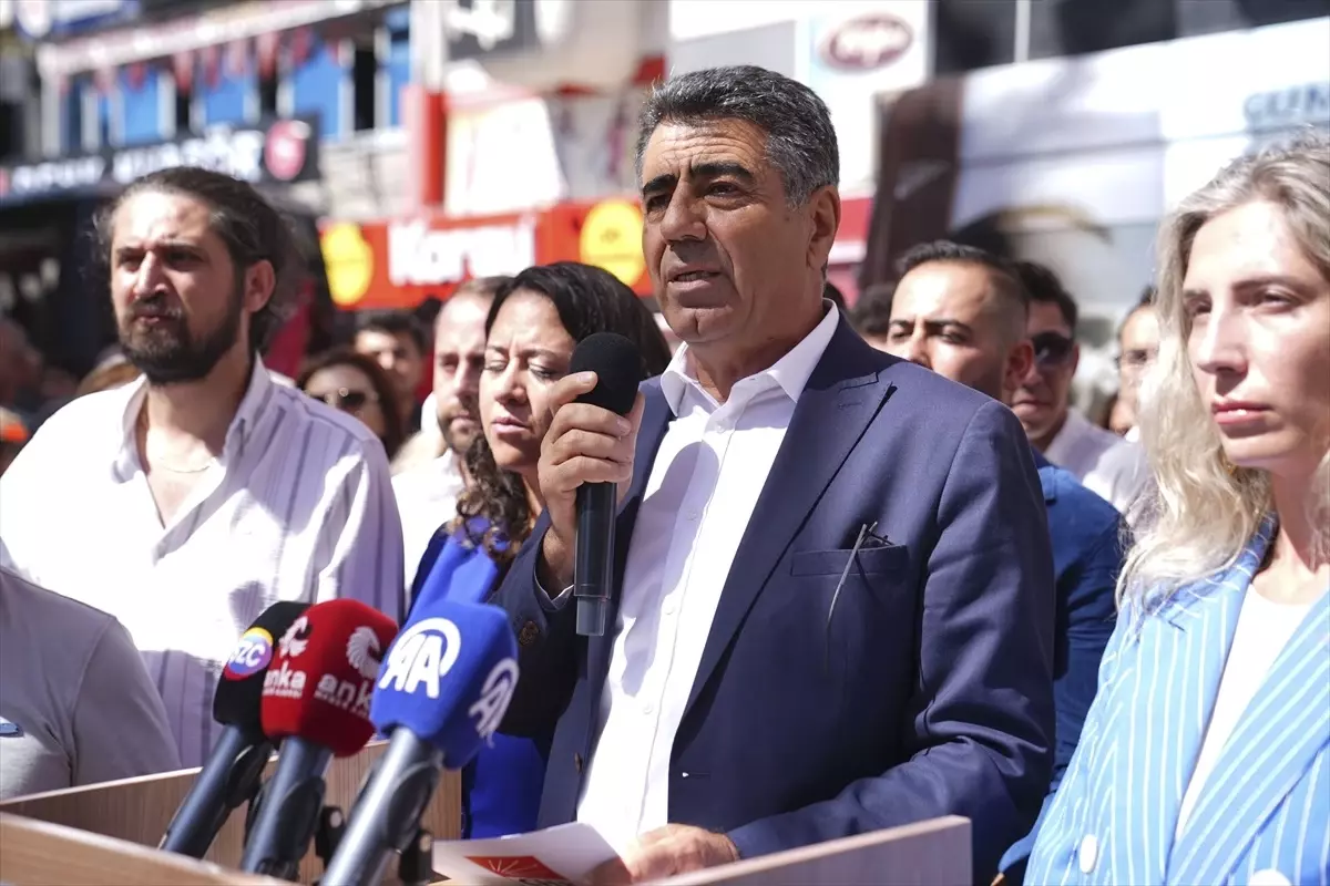 CHP 102. Yaşını Kutladı, Basın Açıklamasına Yoğun İlgi