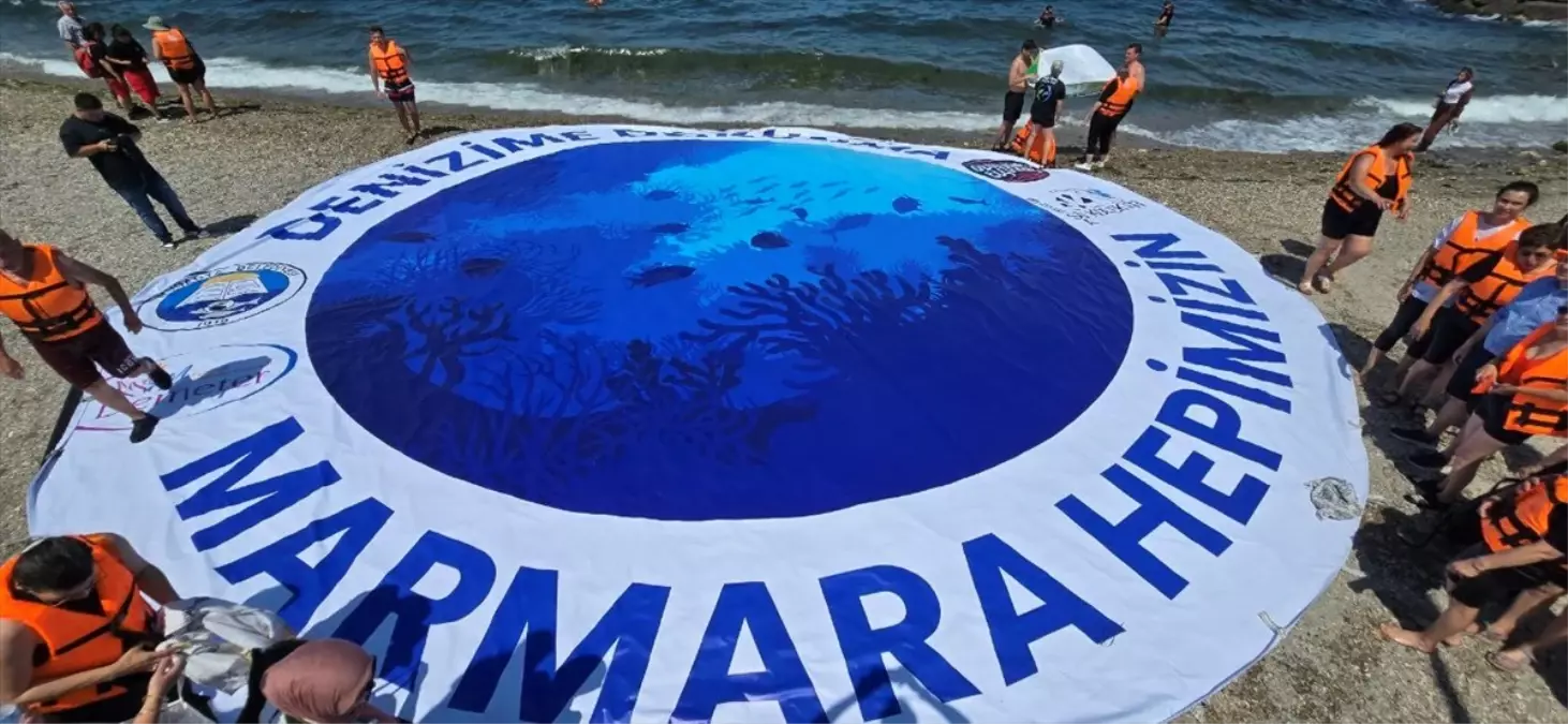 Mudanya'da 'Temiz Deniz' Etkinliği ile Marmara Denizi'ne Dikkat Çekildi