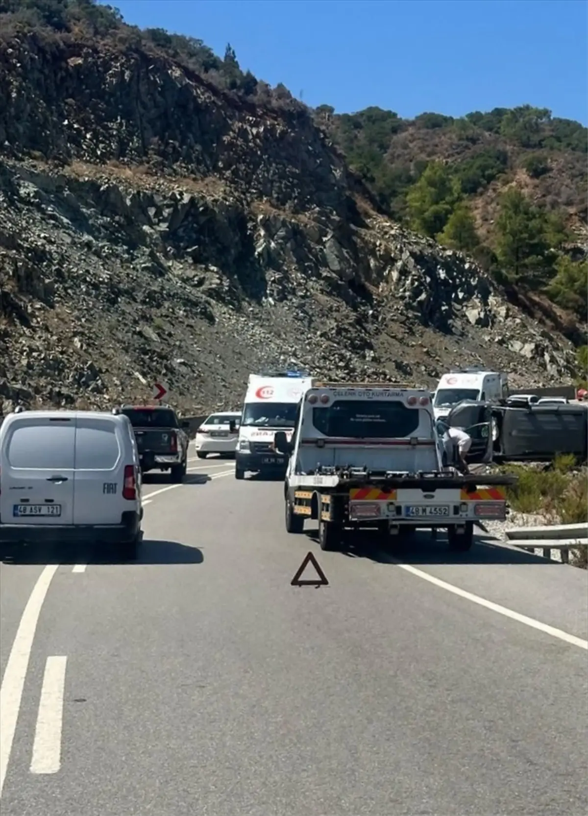 Muğla'nın Datça İlçesinde Zincirleme Trafik Kazası: 7 Yaralı