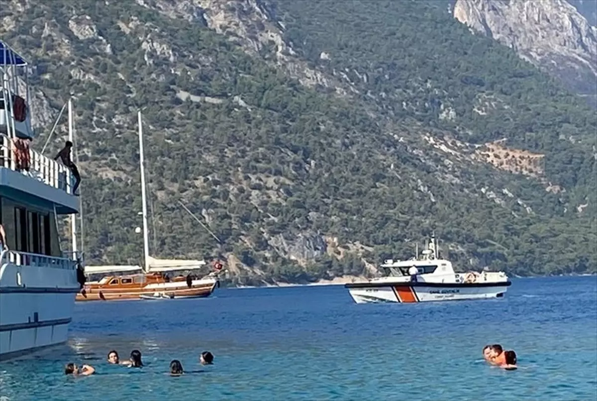 Muğla'da Kaybolan Kürek Sörfücü İçin Arama Çalışmaları Sürüyor