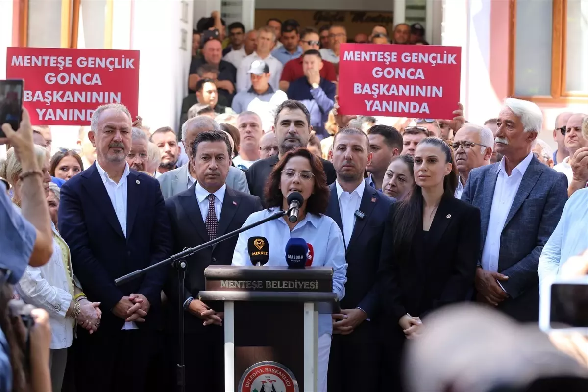 Menteşe Belediye Başkanı'nın Ailesine Saldırı: İki Zanlı Tutuklandı