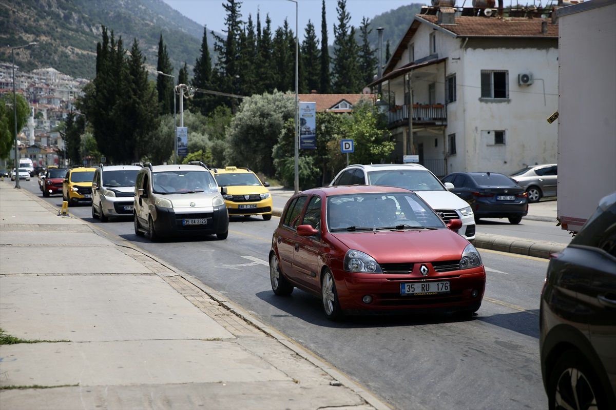 Muğla'da tatilcilerin dönüş yolculuğu sürüyor