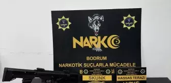 Bodrum'da Uyuşturucu Ticareti Yapan 3 Şüpheli Tutuklandı