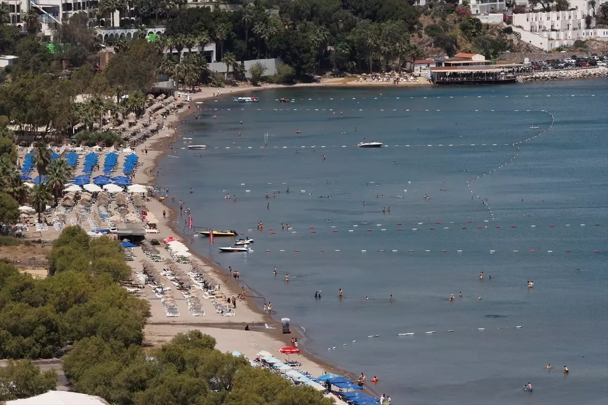Kurban Bayramı'nda Muğla Plajları Dolup Taştı