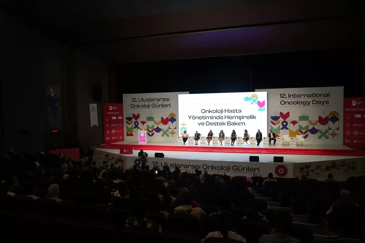 Muş'ta 12. Uluslararası Onkoloji Günleri Etkinliği Başladı