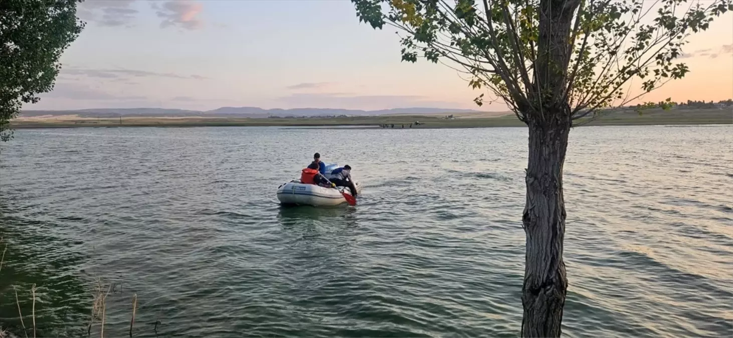 Muş'ta Barajda Kaybolan Genç İçin Arama Çalışmaları Başlatıldı