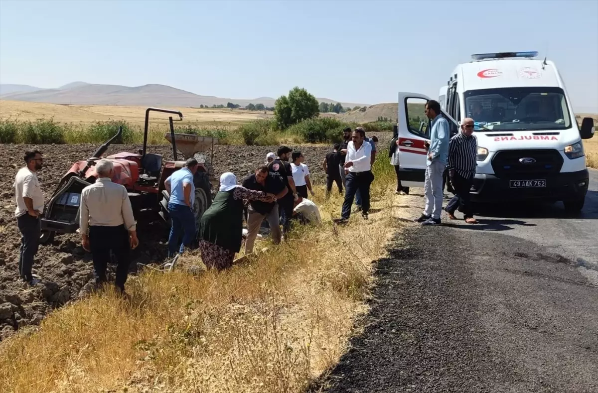 Muş'ta Devrilen Traktörün Altında Kalan Sürücü Hayatını Kaybetti
