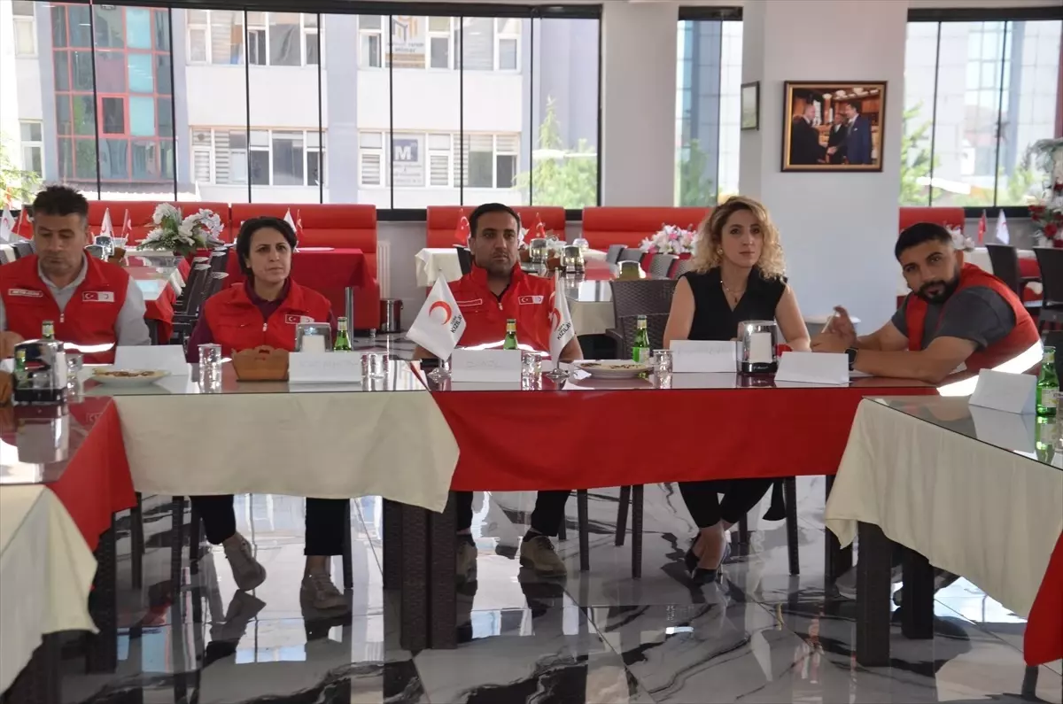 Engelli Bireylerle Doğru İletişim Konferansı Düzenlendi