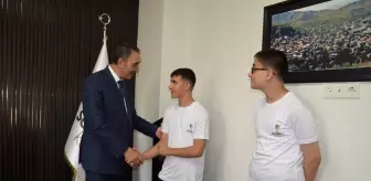 Muş'ta İki Öğrenci LGS'den Tam Puan Aldı