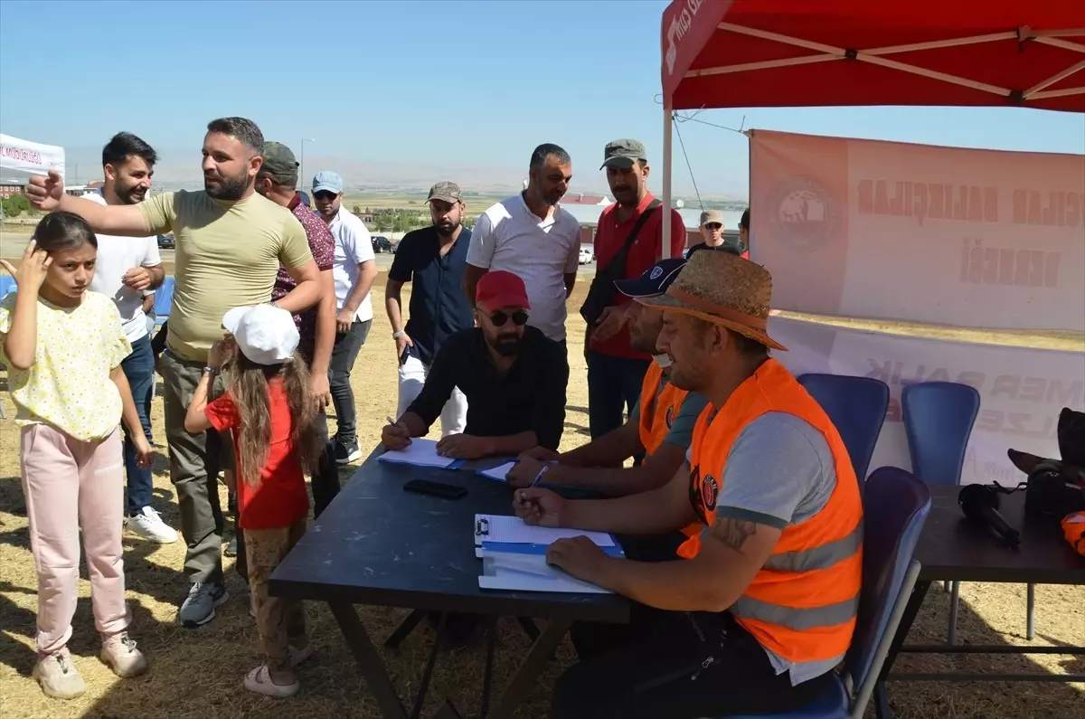 Muş'ta Trap Atış Yarışması Düzenlendi