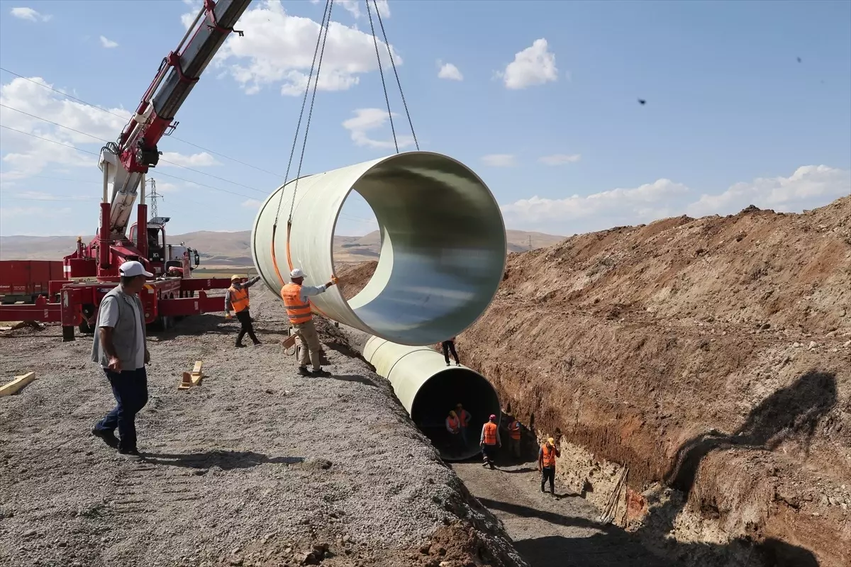 Muş'taki sulama projesiyle 780 bin dekar araziye 'can suyu' taşınacak