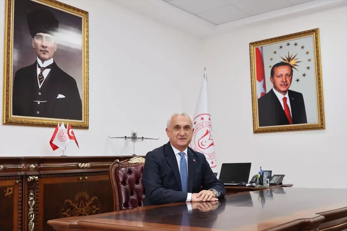 Muş Valisi Avni Çakır'dan 30 Ağustos Zafer Bayramı Mesajı
