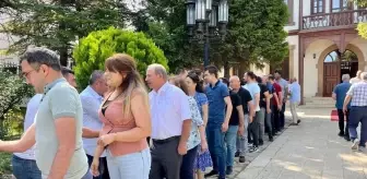 Nallıhan Belediye Başkanı Güngör, Kurban Bayramında Personeliyle Bir Araya Geldi