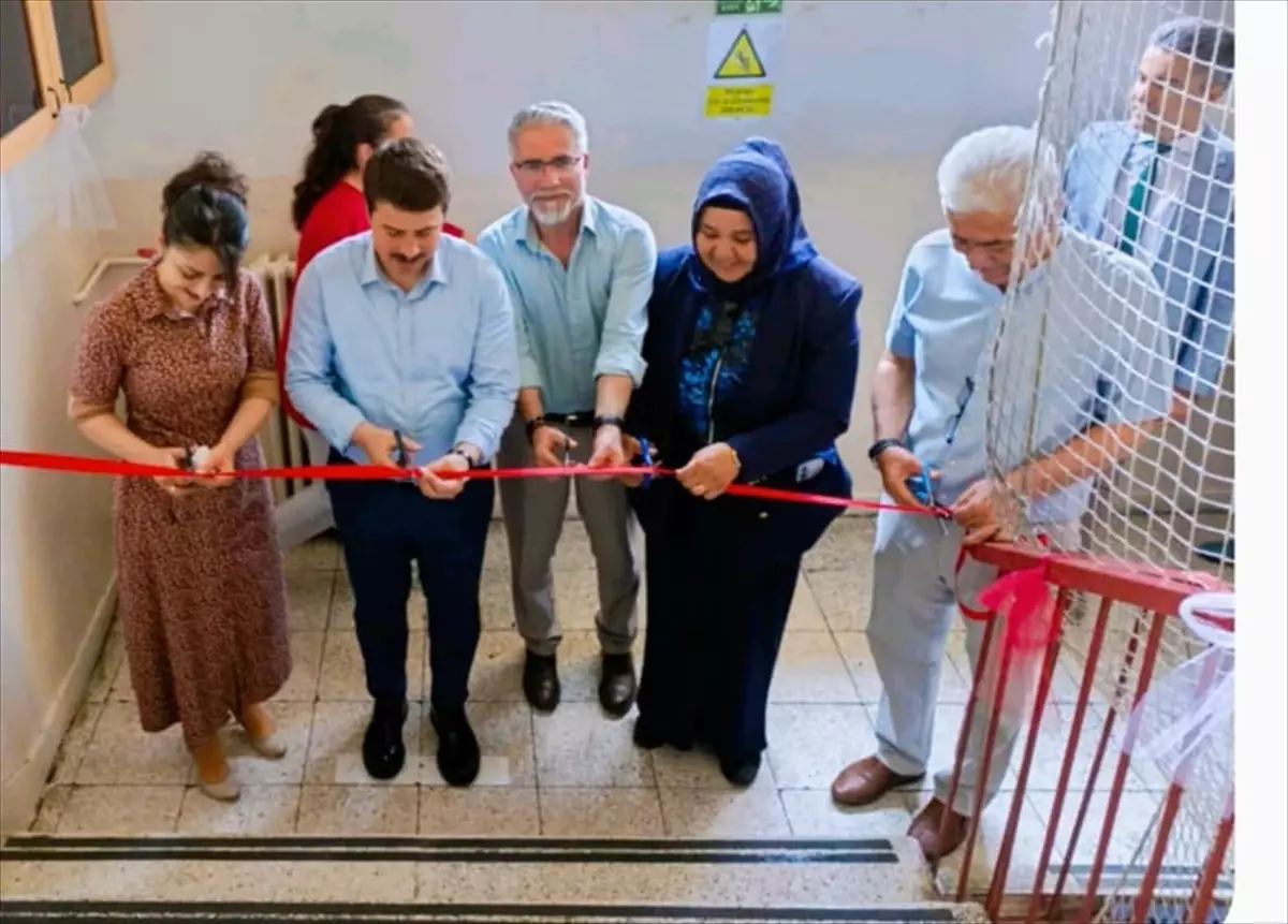 Nallıhan'da Sene Sonu Resim Sergisi Açılışı Gerçekleşti