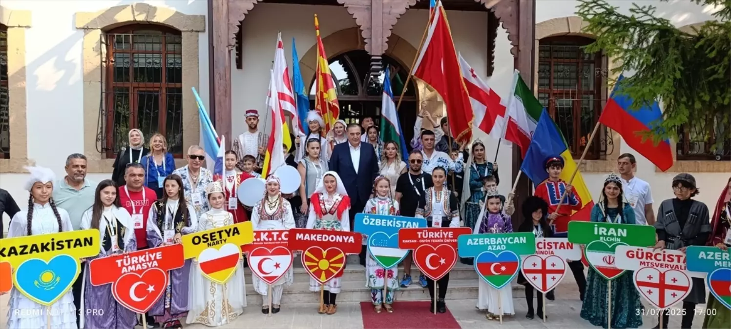 Nallıhan'da Uluslararası Halk Dansları ve Müzik Festivali Devam Ediyor