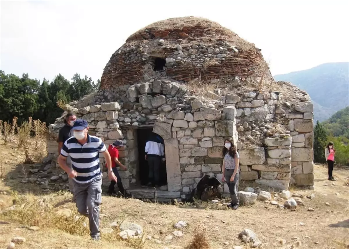 Nallıhan'daki Şeyh Seyyid Ali Türbesi Restorasyonu İçin İhale Yapıldı