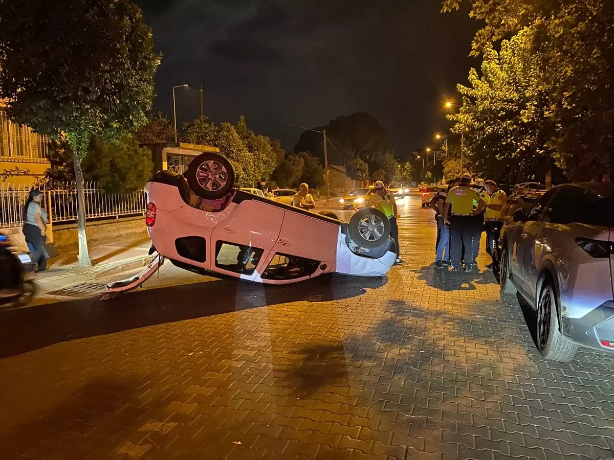 Nazilli'de Park Halindeki Araca Çarpan Sürücü Hastaneye Kaldırıldı