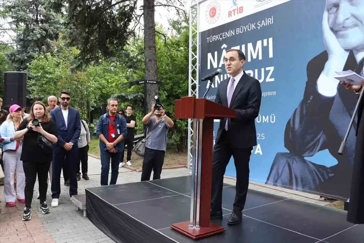 Nazım Hikmet'in Ölüm Yıldönümünde Moskova'da Anma Töreni