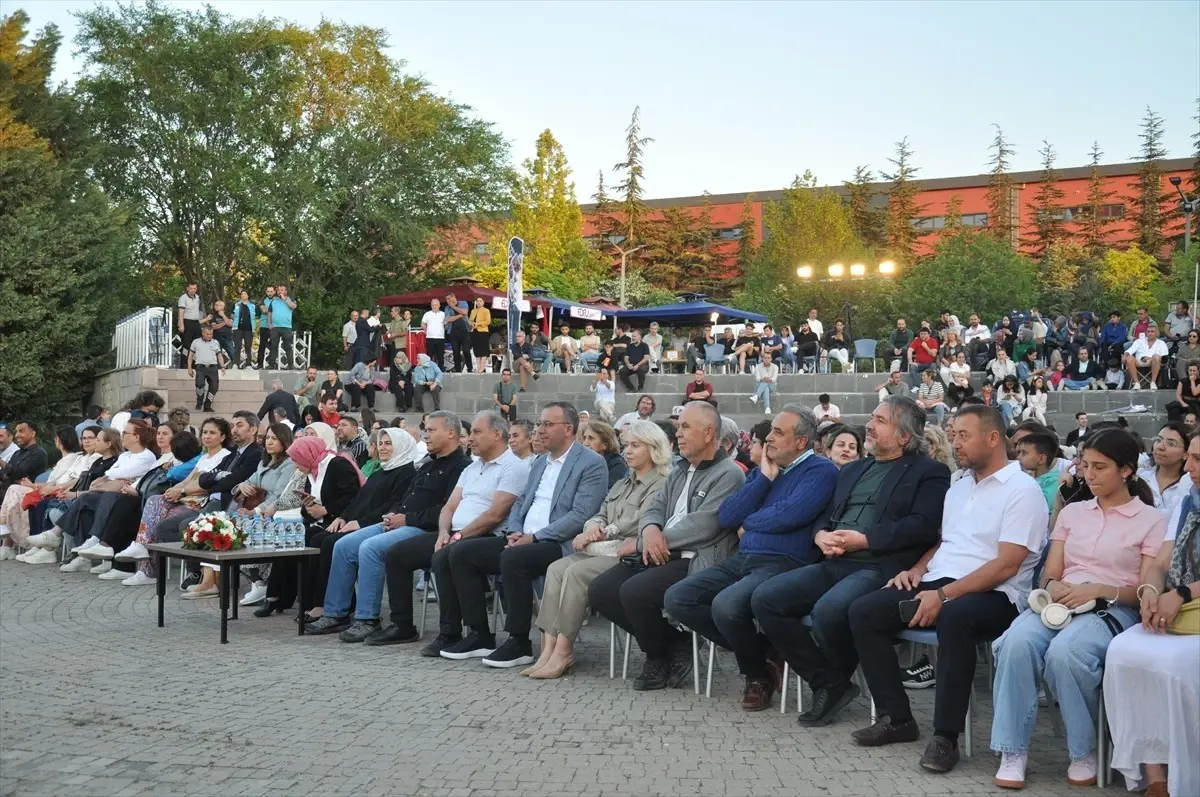Neşet Ertaş, Anadolu Üniversitesi'nde Anıldı