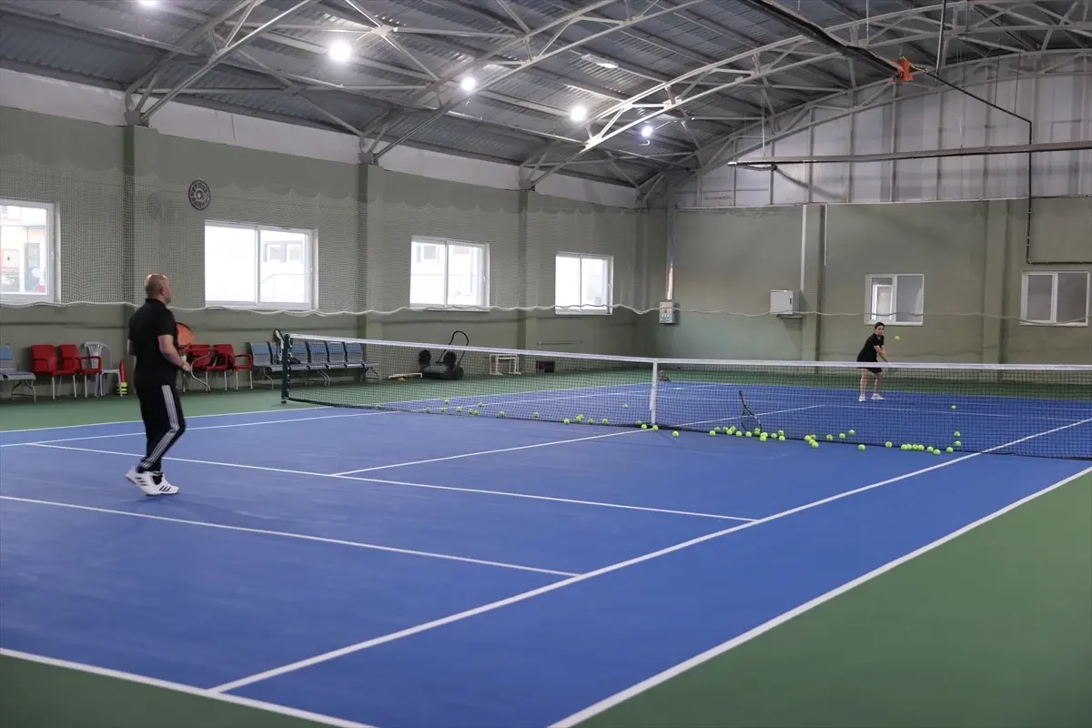 Baba Kız Tenis Yolunda