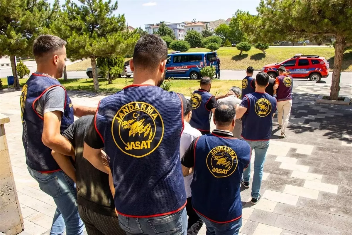 Nevşehir'de Battaniyeye Sarılı Erkek Cesedi Olayında 4 Tutuklama