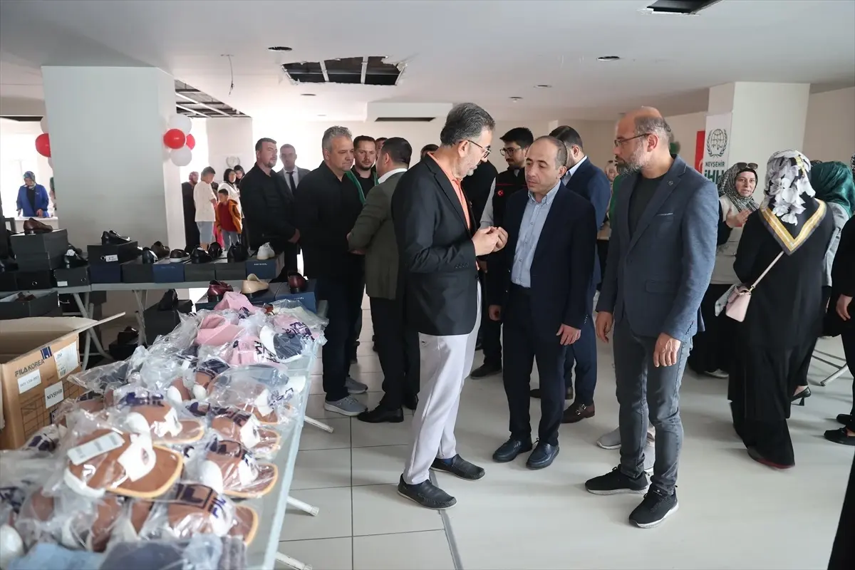 İHH Nevşehir Şubesi'nden İhtiyaç Sahipleri için Hayır Çarşısı