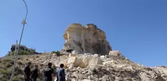 Nevşehir'de Kaya Düşmesi: 19 Kişi Tahliye Edildi