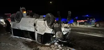 Nevşehir'de Minibüs ve Otomobil Çarpıştı: 5 Yaralı