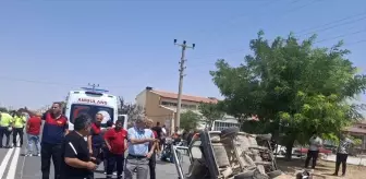 Kozaklı'da Otomobil ile Motosiklet Çarpıştı: 3 Yaralı