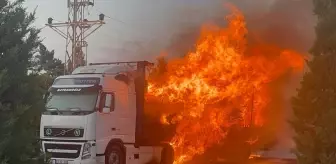 Nevşehir'de Seyir Halindeki Tır Alev Aldı