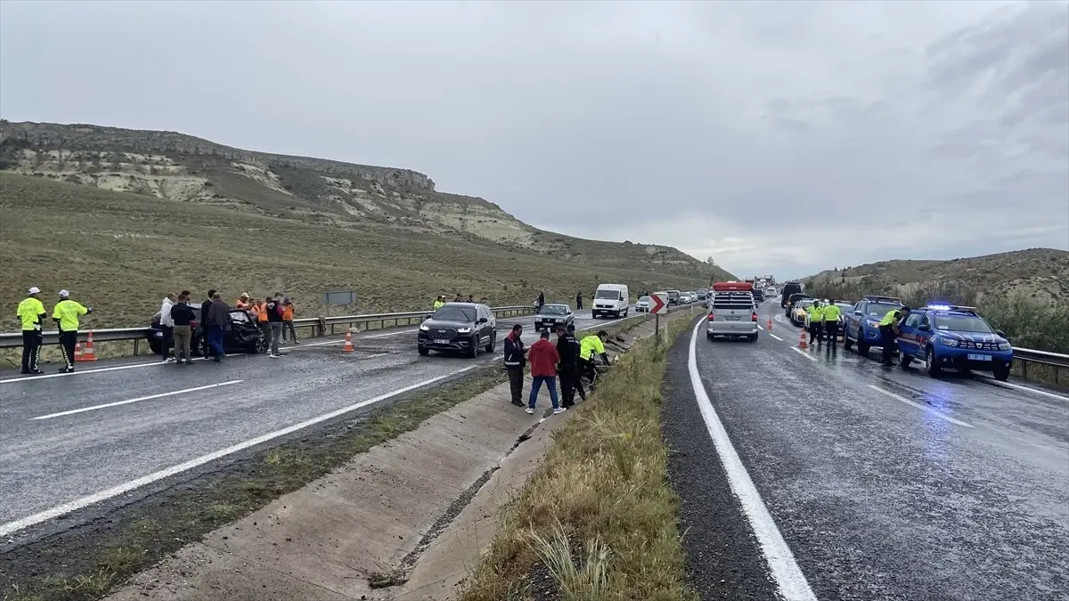 Nevşehir'de Zincirleme Trafik Kazası: 7 Yaralı