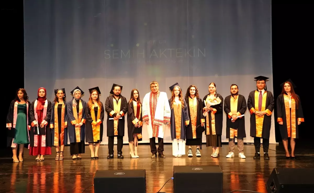 Nevşehir Hacı Bektaş Veli Üniversitesi'nde Mezuniyet Töreni Gerçekleştirildi