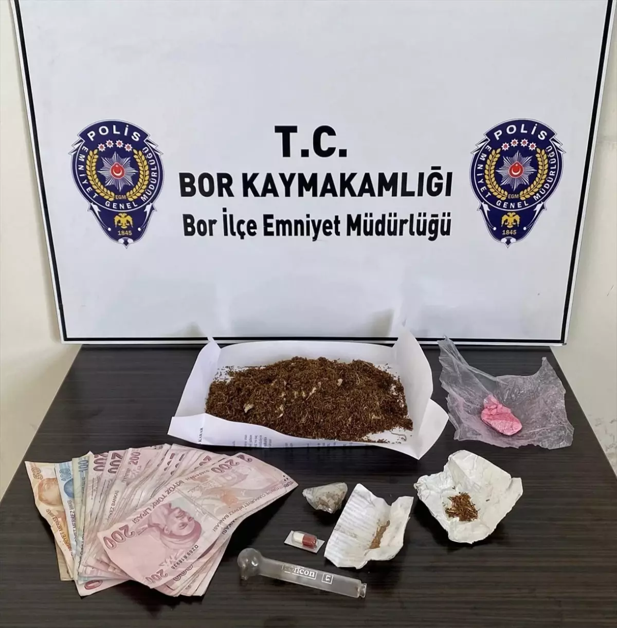 Niğde'de Uyuşturucu Operasyonu: 4 Gözaltı, 1 Tutuklama