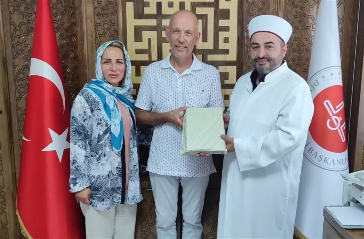 Norveçli Çift Müslüman Oldu
