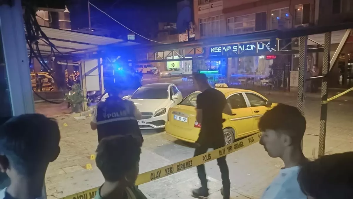 Ödemiş'te Gruplar Arasında Kavga: 4 Yaralı