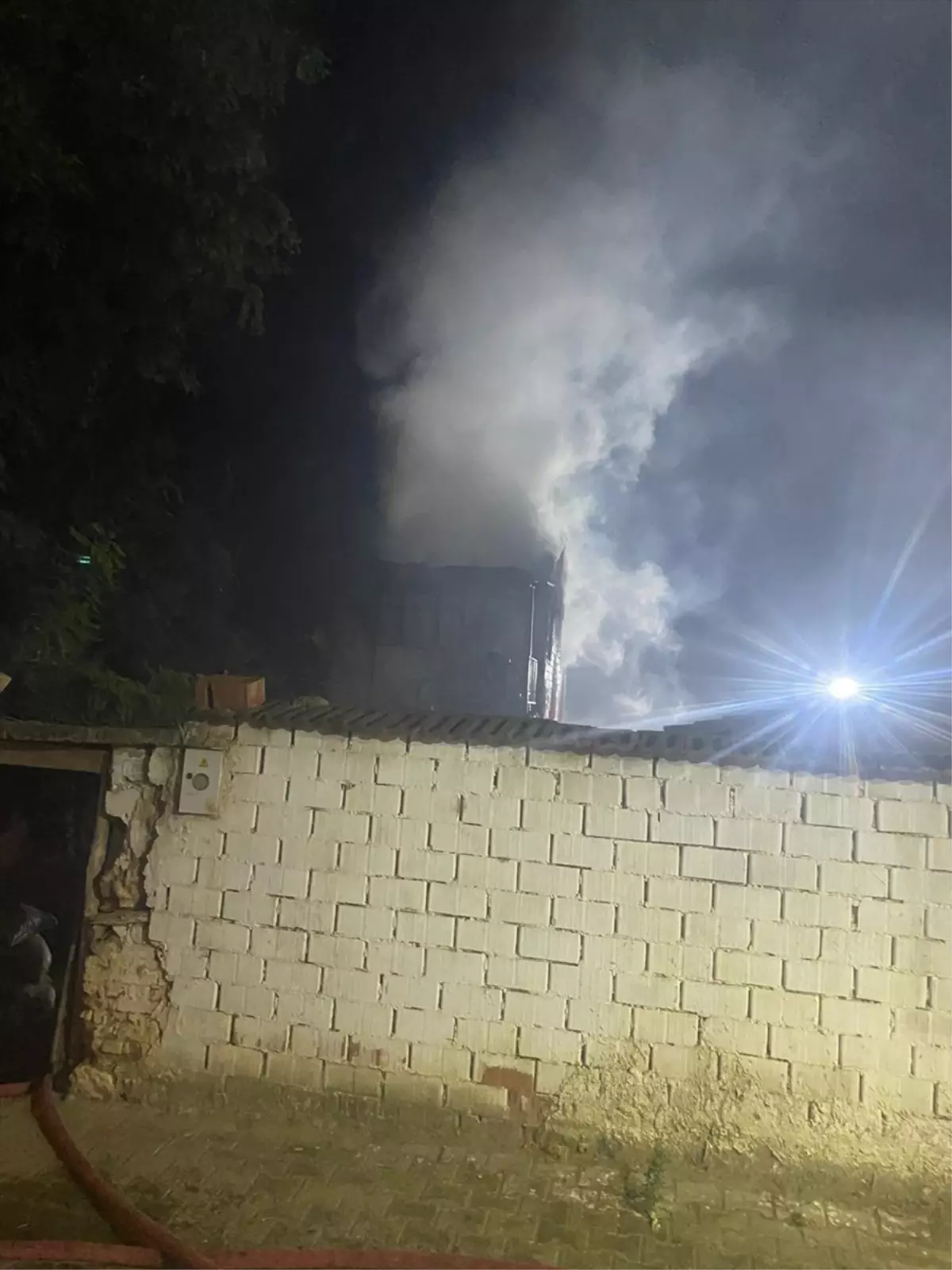 Ödemiş'te Müstakil Evde Yangın Çıktı