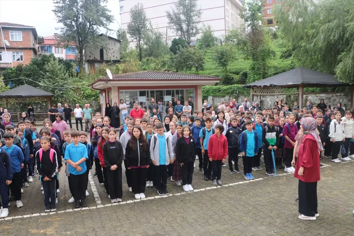 Trabzon'da Yeni Eğitim Yılı Programı: 'Yeşil Vatan' Teması