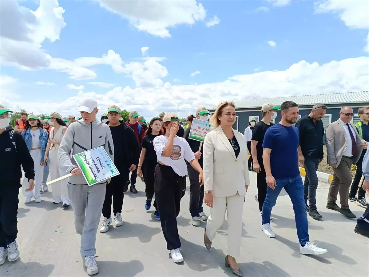 Edirne'de Öğrenciler Geri Dönüşüm Tesisini Ziyaret Etti