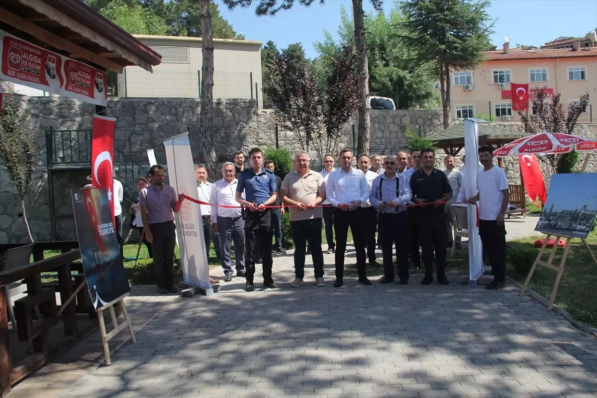 Oğuzlar'da 15 Temmuz Resim Sergisi Açıldı