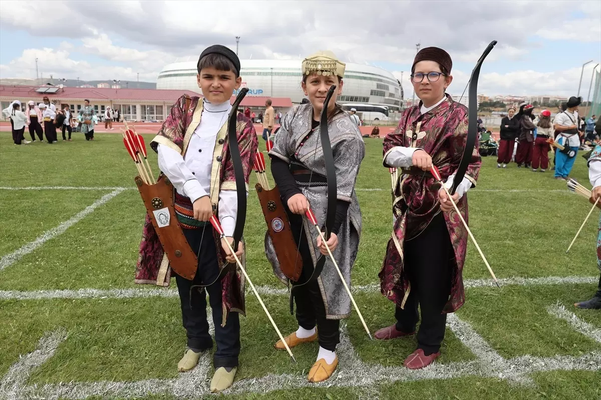 Sivas'ta Türkiye Okçuluk Şampiyonası Başladı