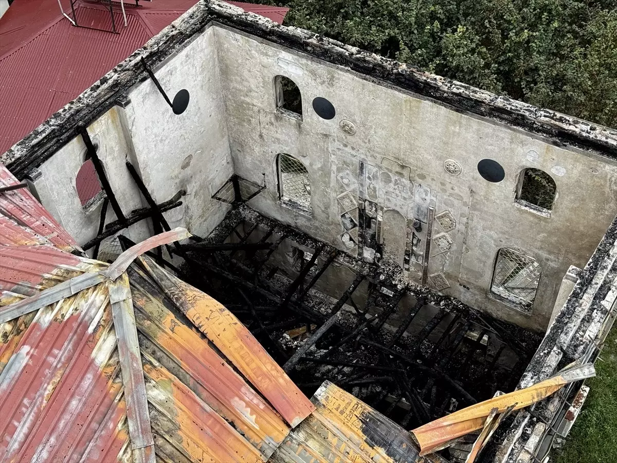 Ordu'da Cami Yangını: Merkez Camisi Kullanılamaz Hale Geldi