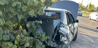 Ordu'da Polis Aracına Çarpan Otomobilde 2 Yaralı