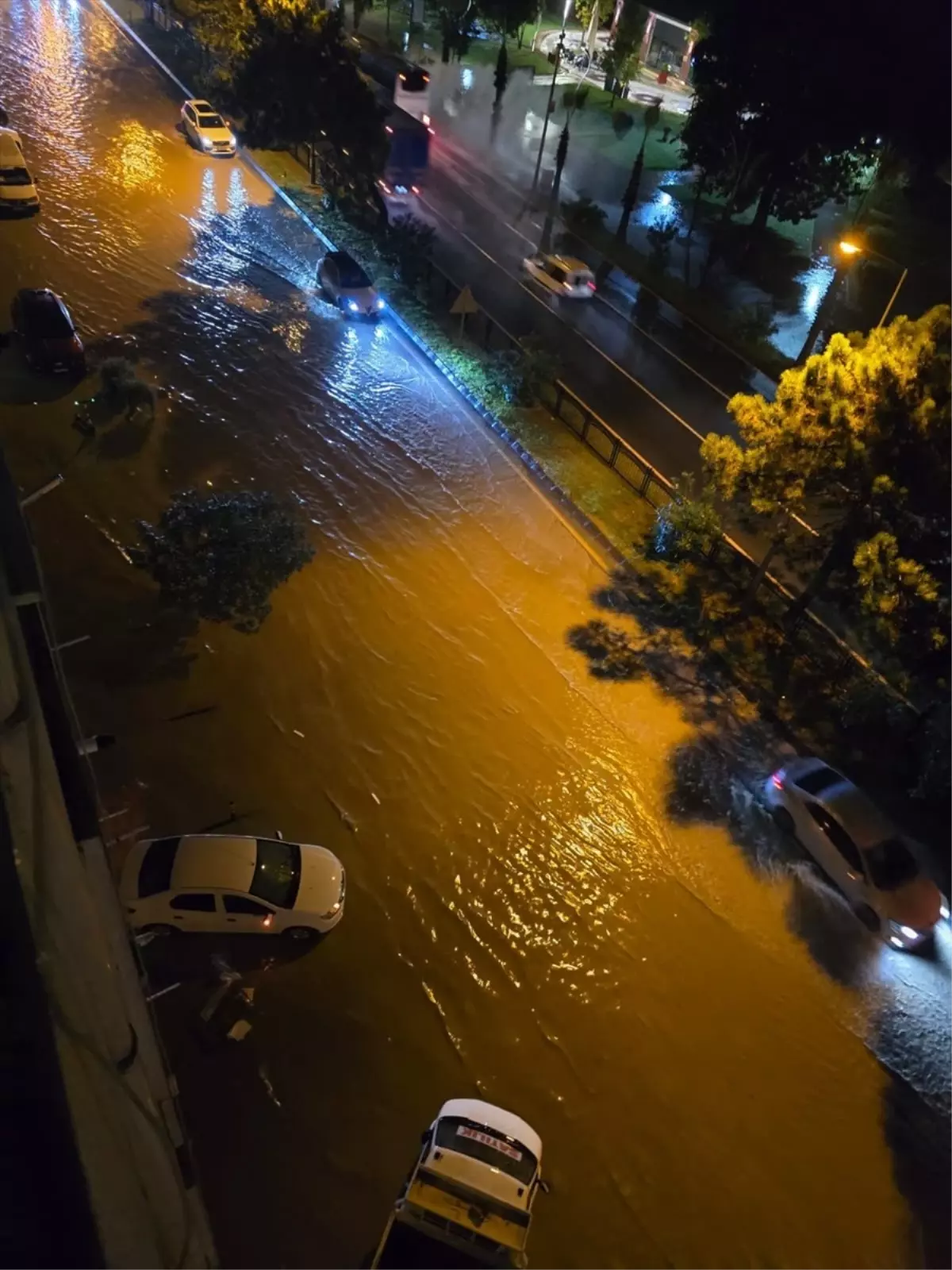 Ordu'da Sağanak Yağış Hayatı Olumsuz Etkiledi