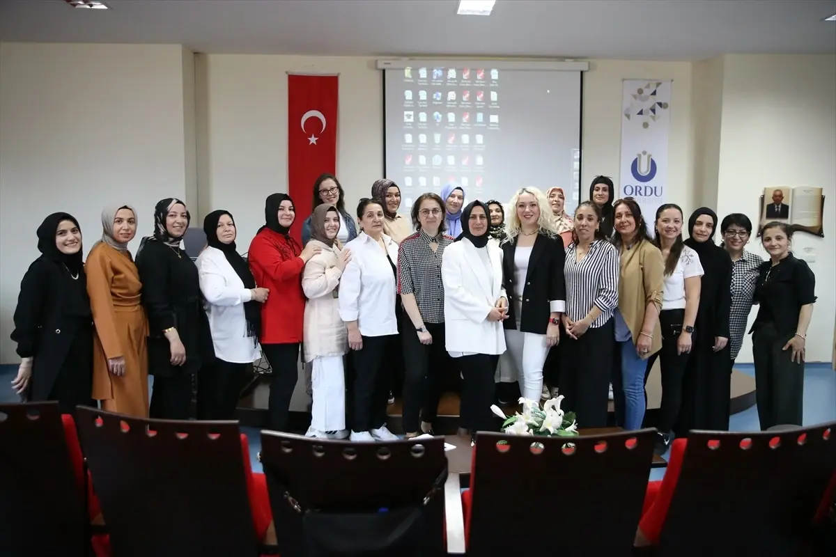 Anne Üniversitesi Projesi Mezuniyet Törenine Hazırlanıyor