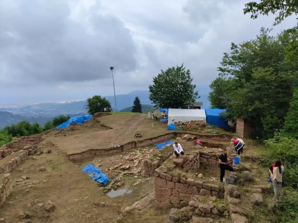 Ordu'daki Kurul Kalesi'nde Arkeolojik Kazılar Devam Ediyor